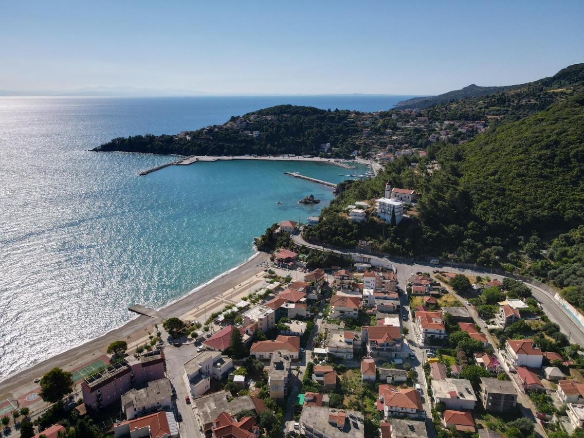 Valsamis Villa Apartments Poros  Bagian luar foto